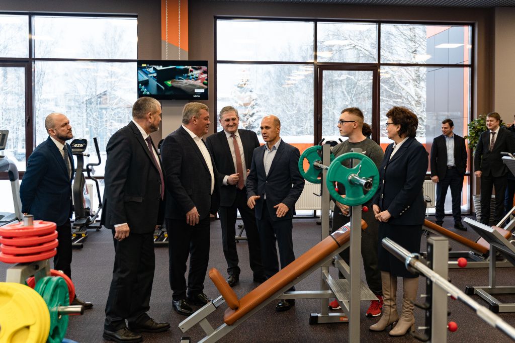 Глава Коми Гапликов посетил спортивный центр Ошпи в Выльгорте